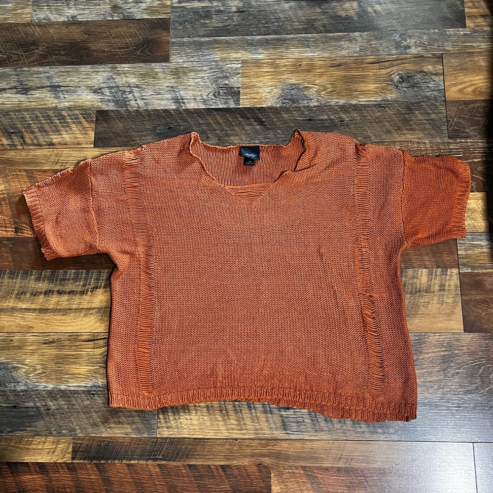 Daytrip distressed Terracotta Knit Top (m)